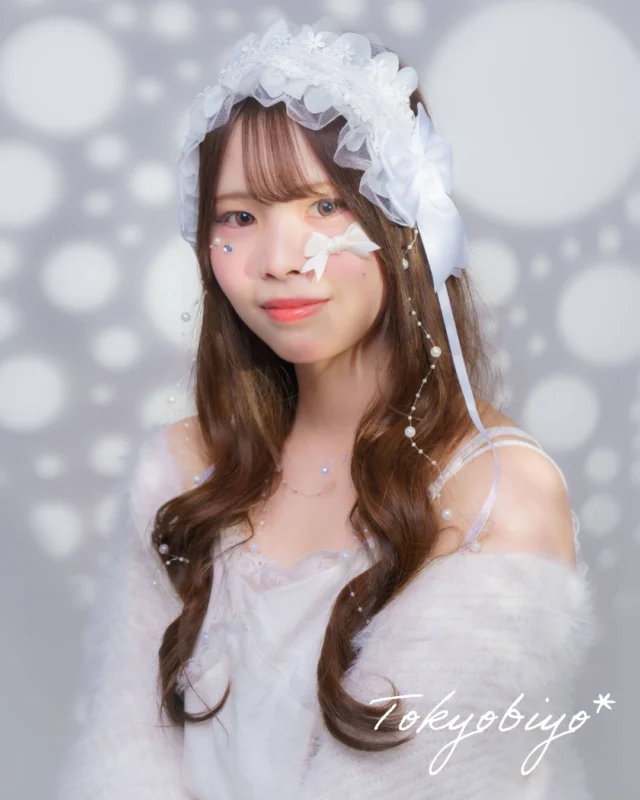 ヘアメイクコースPhoto shooting 📷✨作品撮り😁👍💖🌈📸✨

東京美容専門学校では、校内にフォトスタジオを完備しており、
本格的なスタジオ撮影を学生のうちから体験することができます📷⭐️

授業はもちろん、放課後や週休3日制になると月曜日も使用可能になります！

#作品 #作品撮り#美容学生 #ヘアメイク