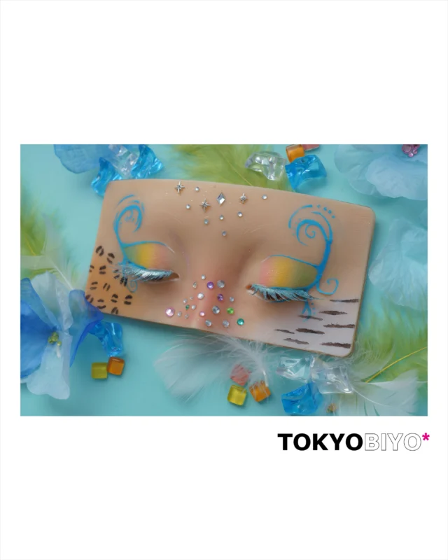 ヘアメイクコースのメイクボード作品✨

「自然環境」

生きる全てのものを表しました。
動物の柄などで弱肉強食の世界観を出しました。

#メイクアップ
#スタジオ撮影
#東京美容専門学校