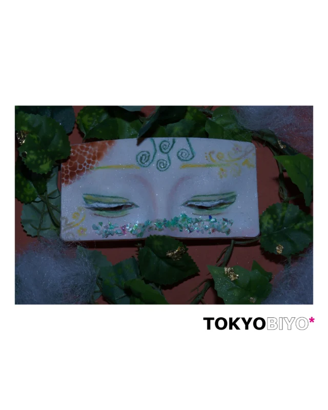 ヘアメイクコースのメイクボード作品✨

「森、自然」

森と自然をイメージして、妖精を感じられるように儚さを出しました。

#メイクアップ
#スタジオ撮影
#東京美容専門学校